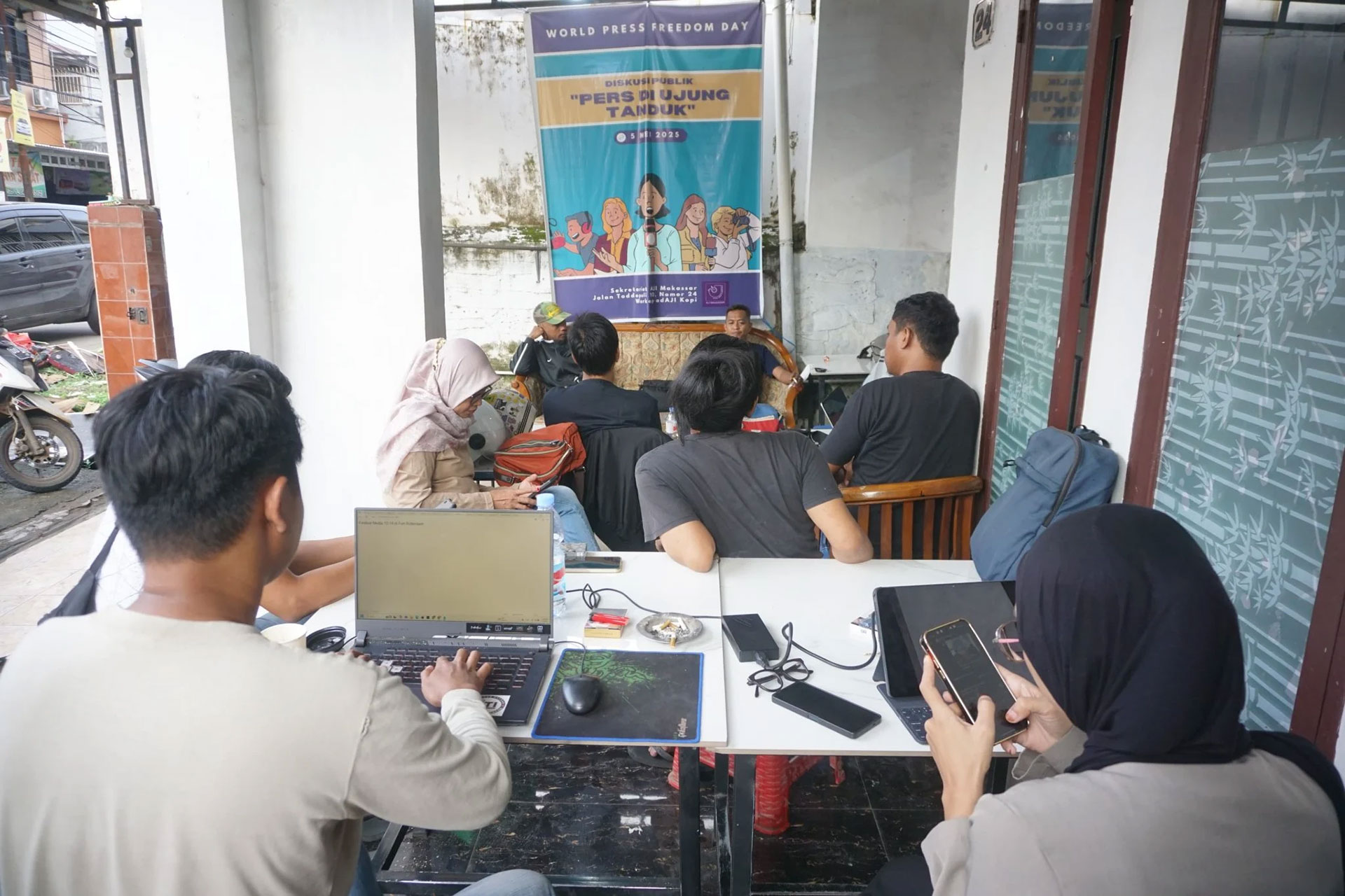 Diskusi pra-Fesmed 2025: Saat Panggung Jurnalisme Jadi Mimbar Para Korban